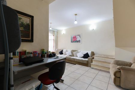 Casa à venda com 240m², 4 quartos e 3 vagasCasa 2 - Sala