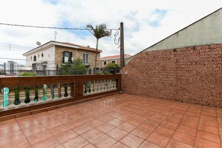 Casa à venda com 240m², 4 quartos e 3 vagasCasa 1 - Terraço 1