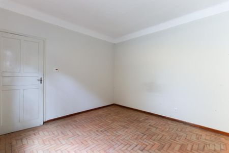 Casa à venda com 240m², 4 quartos e 3 vagasCasa 1 - Quarto 2