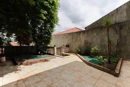 Casa à venda com 240m², 4 quartos e 3 vagasCasa 2 - Quintal