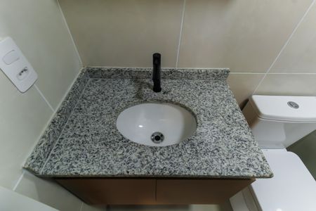 Apartamento para alugar com 42m², 2 quartos e 1 vaga Apartamento para alugar com 42m², 2 quartos e 1 vagaBanheiro