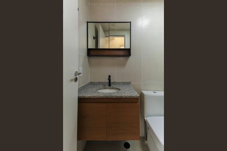 Apartamento para alugar com 42m², 2 quartos e 1 vaga Apartamento para alugar com 42m², 2 quartos e 1 vagaBanheiro