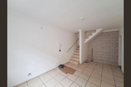 Casa de condomínio para alugar com 90m², 2 quartos e 1 vaga Casa de condomínio para alugar com 90m², 2 quartos e 1 vagaSala