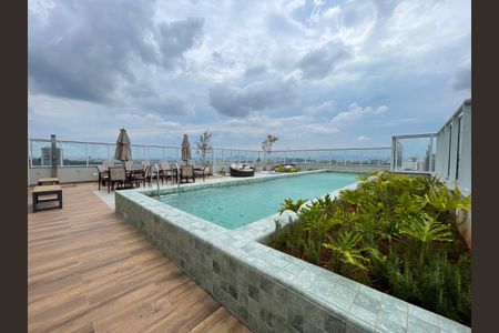 Apartamento para alugar com 32m², 1 quarto e sem vagaÁrea comum - Piscina