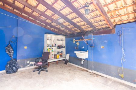 Casa para alugar com 75m², 2 quartos e 1 vagaÁrea de Serviço 