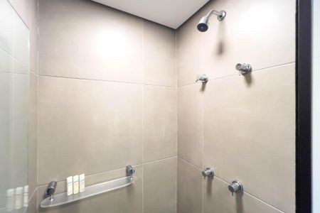 Studio para alugar com 21m², 1 quarto e sem vaga Studio para alugar com 21m², 1 quarto e sem vagaBanheiro