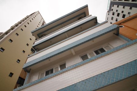 Apartamento para alugar com 70m², 2 quartos e 1 vagaFachada