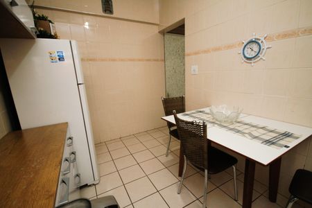 Apartamento para alugar com 70m², 2 quartos e 1 vagaCozinha