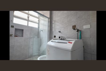 Banheiro de kitnet/studio para alugar com 1 quarto, 22m² em Água Branca, São Paulo