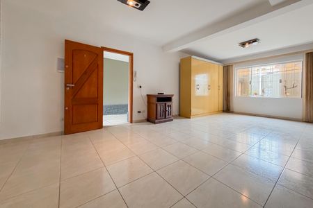 Casa para alugar com 50m², 1 quarto e sem vaga Casa para alugar com 50m², 1 quarto e sem vagaSala e Quarto