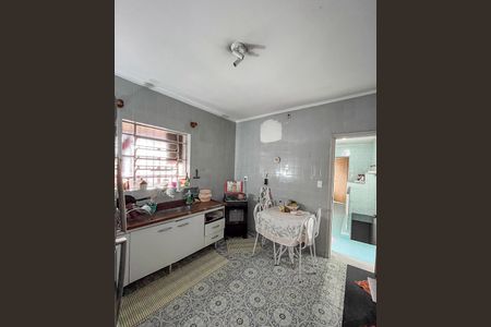 Casa à venda com 260m², 3 quartos e 3 vagasCozinha