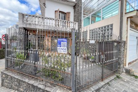 Casa à venda com 260m², 3 quartos e 3 vagasFachada