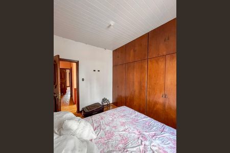 Casa à venda com 260m², 3 quartos e 3 vagasQuarto 2