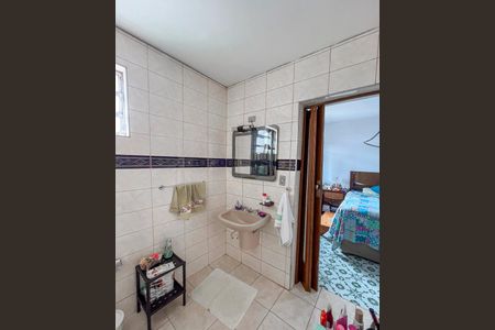 Casa à venda com 260m², 3 quartos e 3 vagasBanheiro da Suíte