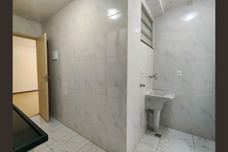 Apartamento à venda com 53m², 2 quartos e 1 vaga Apartamento à venda com 53m², 2 quartos e 1 vagaCozinha e Área de Serviço