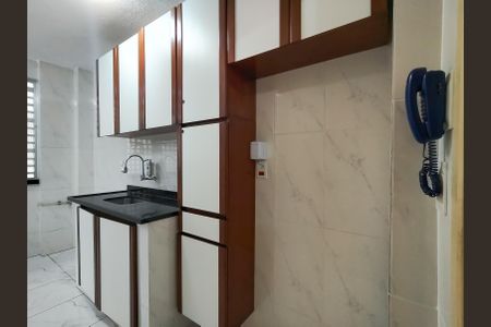 Apartamento à venda com 53m², 2 quartos e 1 vaga Apartamento à venda com 53m², 2 quartos e 1 vagaCozinha e Área de Serviço