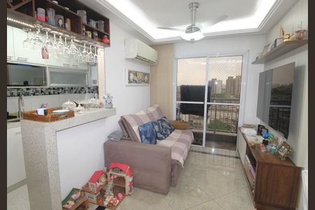 Sala de apartamento à venda com 3 quartos, 60m² em Del Castilho, Rio de Janeiro