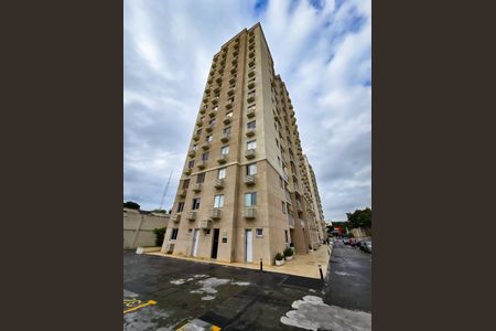 Apartamento à venda com 60m², 3 quartos e 1 vaga Apartamento à venda com 60m², 3 quartos e 1 vagaFachada