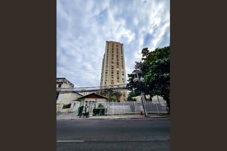 Apartamento à venda com 60m², 3 quartos e 1 vaga Apartamento à venda com 60m², 3 quartos e 1 vagaFachada e portaria