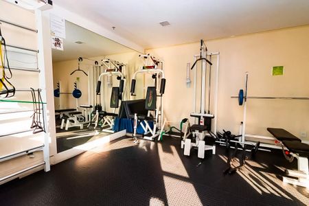 Apartamento à venda com 60m², 3 quartos e 1 vaga Apartamento à venda com 60m², 3 quartos e 1 vagaÁrea comum - Academia