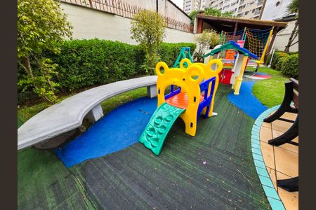 Apartamento à venda com 60m², 3 quartos e 1 vaga Apartamento à venda com 60m², 3 quartos e 1 vagaÁrea comum - Playground