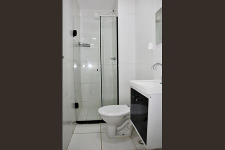 Apartamento para alugar com 34m², 2 quartos e sem vagaDetalhe - Banheiro Social