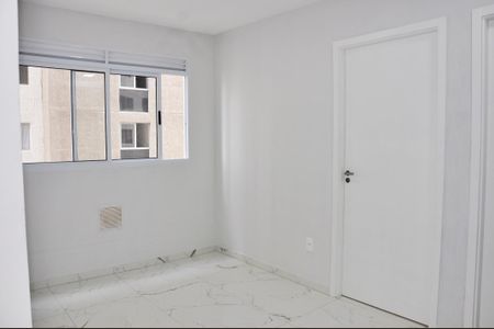 Apartamento para alugar com 34m², 2 quartos e sem vagaDetalhe - Sala