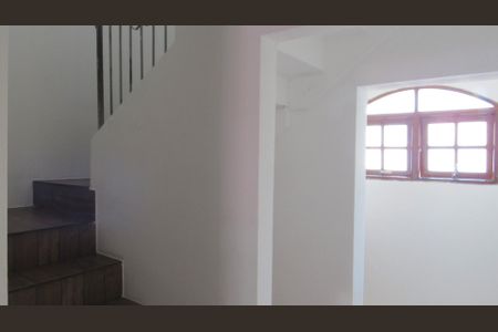 Casa à venda com 2 quartos, 130m² em Metalúrgicos, Osasco