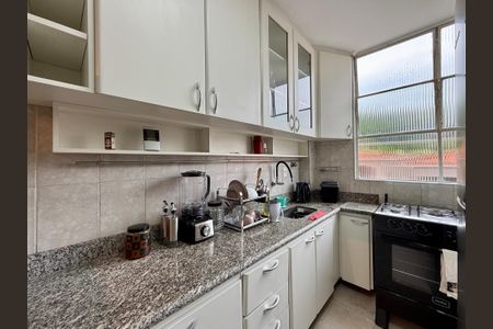 Apartamento para alugar com 80m², 2 quartos e 1 vagaCozinha