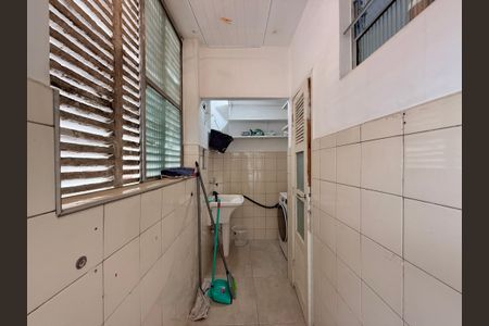 Apartamento para alugar com 80m², 2 quartos e 1 vagaÁrea de Serviço