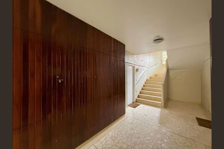Apartamento para alugar com 80m², 2 quartos e 1 vagaHall Bloco 