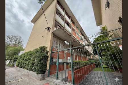 Apartamento para alugar com 80m², 2 quartos e 1 vagaFachada 