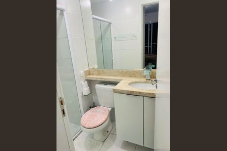 Banheiro de apartamento para alugar com 1 quarto, 30m² em Vila Alpina, São Paulo
