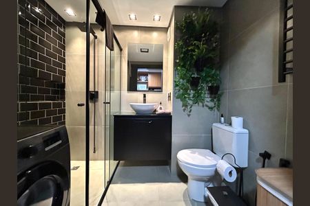 Banheiro  de apartamento para alugar com 1 quarto, 25m² em Itacorubi, Florianópolis