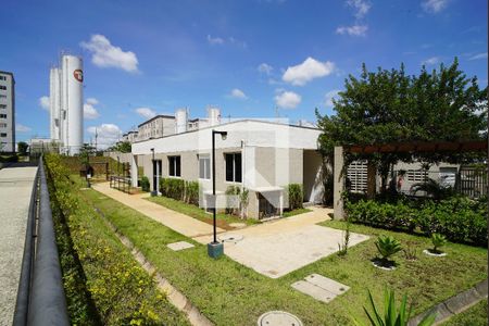 Apartamento para alugar com 40m², 2 quartos e sem vagaÁrea externa