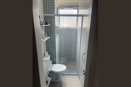 Banheiro de apartamento à venda com 2 quartos, 40m² em Jardim Boa Vista (zona Oeste), Osasco