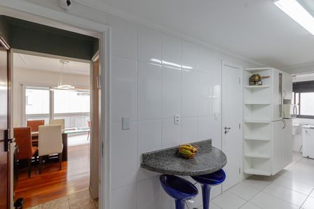 Apartamento para alugar com 98m², 3 quartos e 2 vagasCozinha