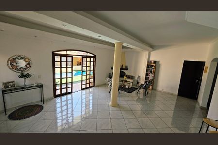 Casa à venda com 3 quartos, 355m² em Jardim Paulista I, Jundiaí
