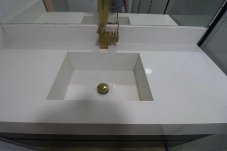 Apartamento para alugar com 200m², 4 quartos e 2 vagas Apartamento para alugar com 200m², 4 quartos e 2 vagasBanheiro Suíte 2