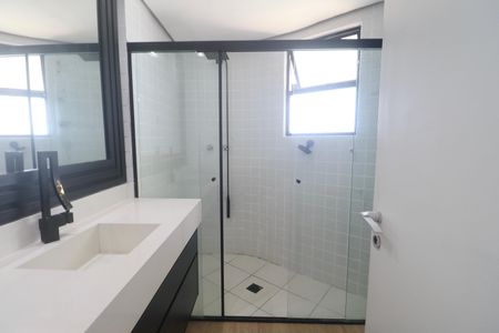 Apartamento para alugar com 200m², 4 quartos e 2 vagas Apartamento para alugar com 200m², 4 quartos e 2 vagasBanheiro Suíte