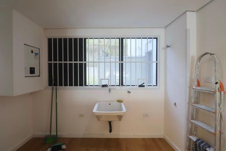 Apartamento para alugar com 200m², 4 quartos e 2 vagas Apartamento para alugar com 200m², 4 quartos e 2 vagasÁrea de Serviço