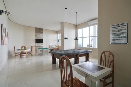 Apartamento para alugar com 200m², 4 quartos e 2 vagas Apartamento para alugar com 200m², 4 quartos e 2 vagasÁrea comum