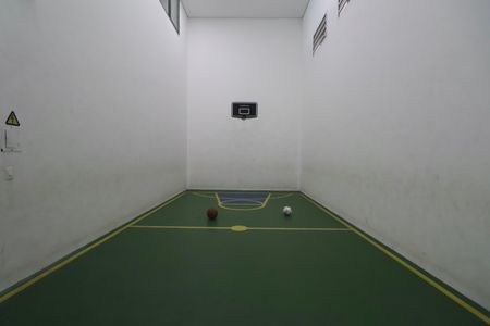 Apartamento para alugar com 200m², 4 quartos e 2 vagas Apartamento para alugar com 200m², 4 quartos e 2 vagasÁrea comum