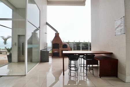 Apartamento para alugar com 200m², 4 quartos e 2 vagas Apartamento para alugar com 200m², 4 quartos e 2 vagasÁrea comum