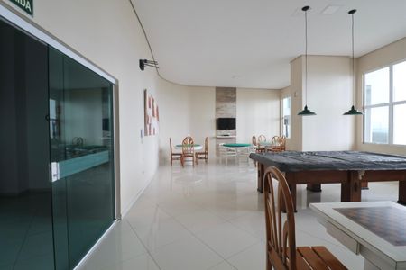 Apartamento para alugar com 200m², 4 quartos e 2 vagas Apartamento para alugar com 200m², 4 quartos e 2 vagasÁrea comum