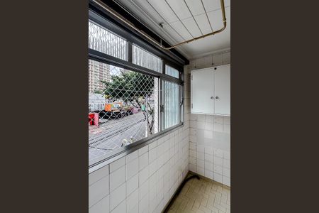 Apartamento para alugar com 74m², 2 quartos e sem vagaÁrea de Serviço