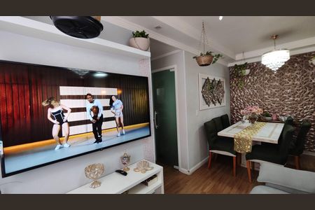 Apartamento à venda com 45m², 2 quartos e 1 vagaSala de estar / jantar