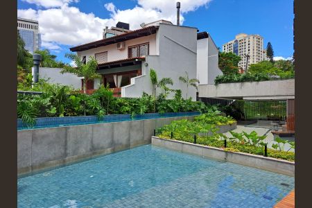 Apartamento à venda com 170m², 3 quartos e 3 vagasÁrea Comum - Piscina