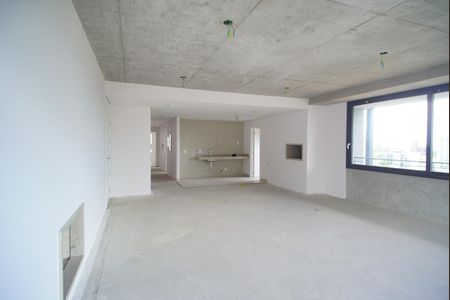Sala de apartamento à venda com 3 quartos, 170m² em Petrópolis, Porto Alegre