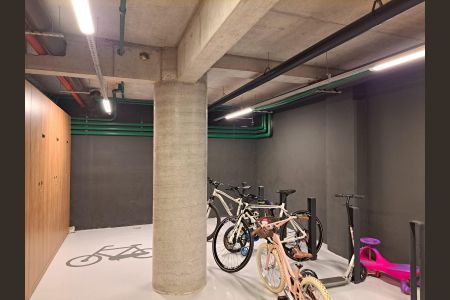 Apartamento à venda com 170m², 3 quartos e 3 vagasÁrea Comum - Bicicletário
